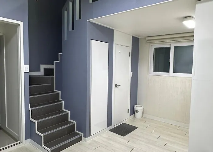 Sd A Romantic Two-story House In Sillim Apartment *