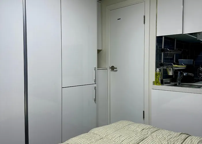 Sd A Romantic Two-story House In Sillim Apartment Seoul