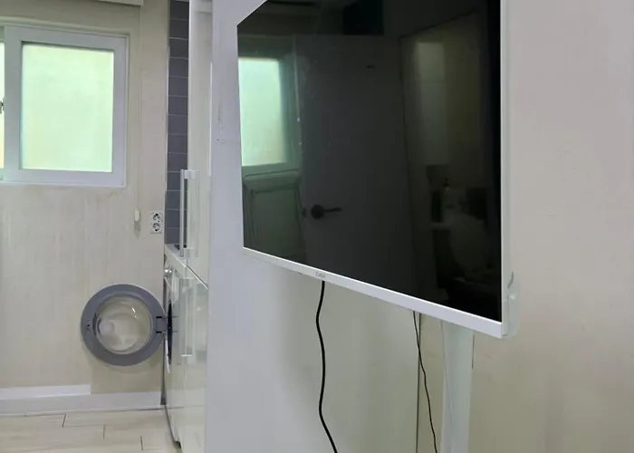 Apartment Sd A Romantic Two-story House In Sillim Seoul